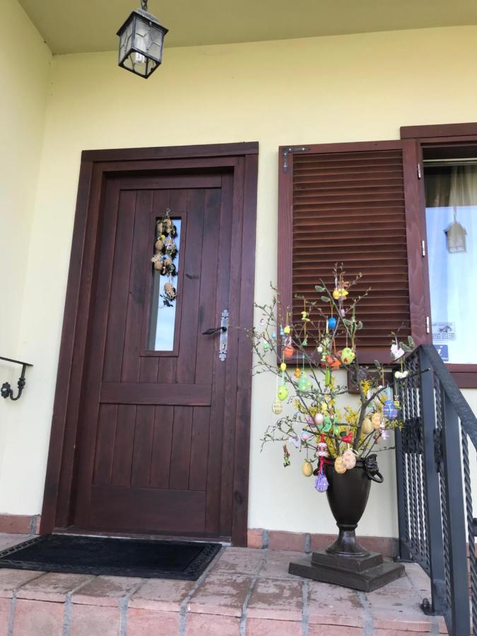 Vila Old Cars Cristian  Exterior photo